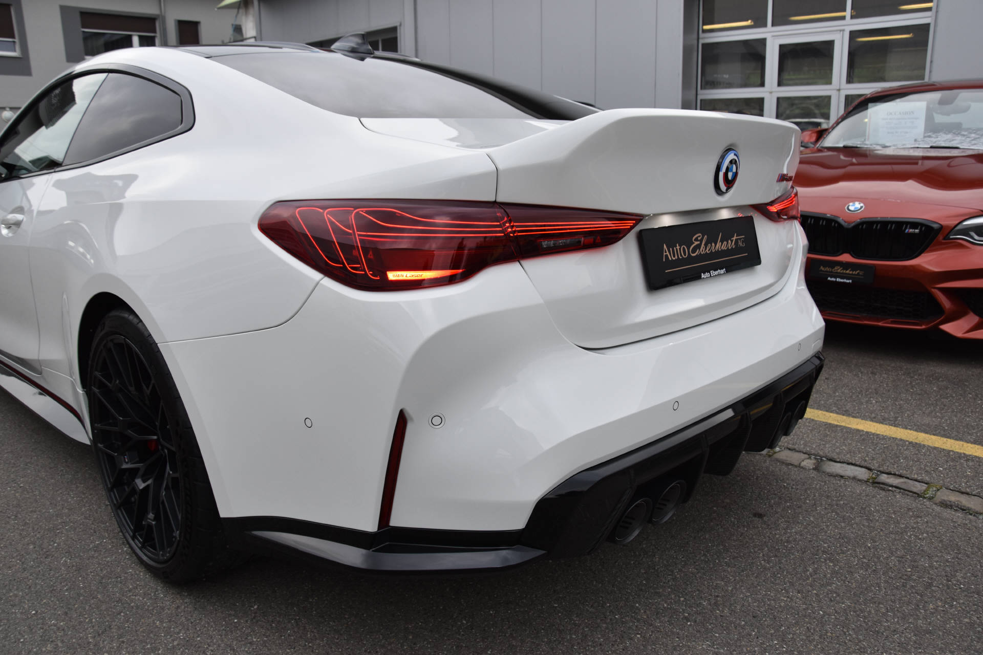 BMW M4 CSL Coupé-image-14