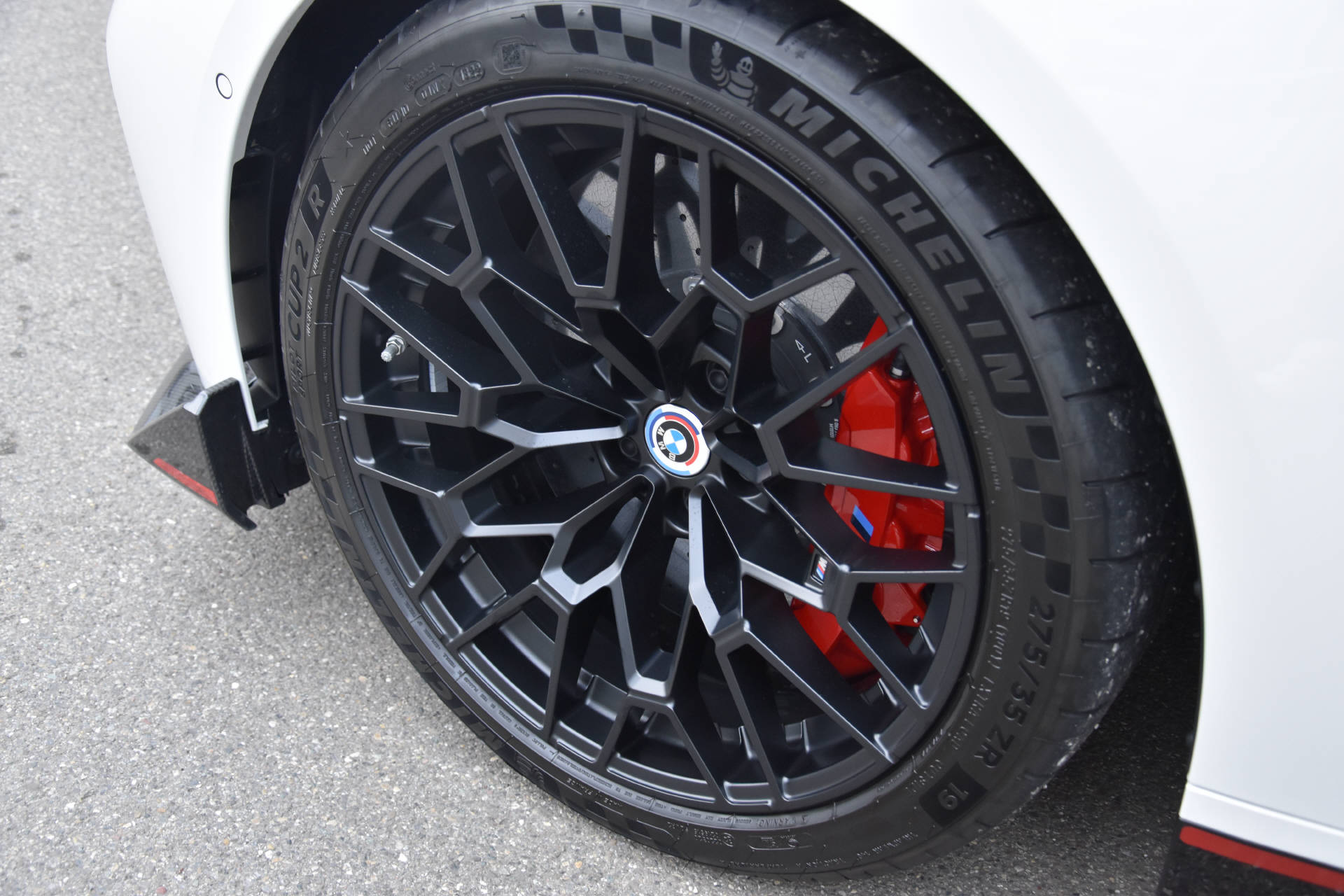 BMW M4 CSL Coupé-image-5