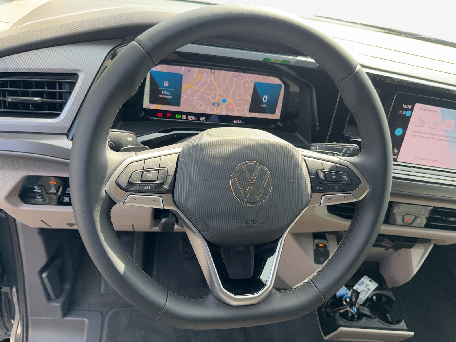 VW T7 MULTIVAN lang-image-9
