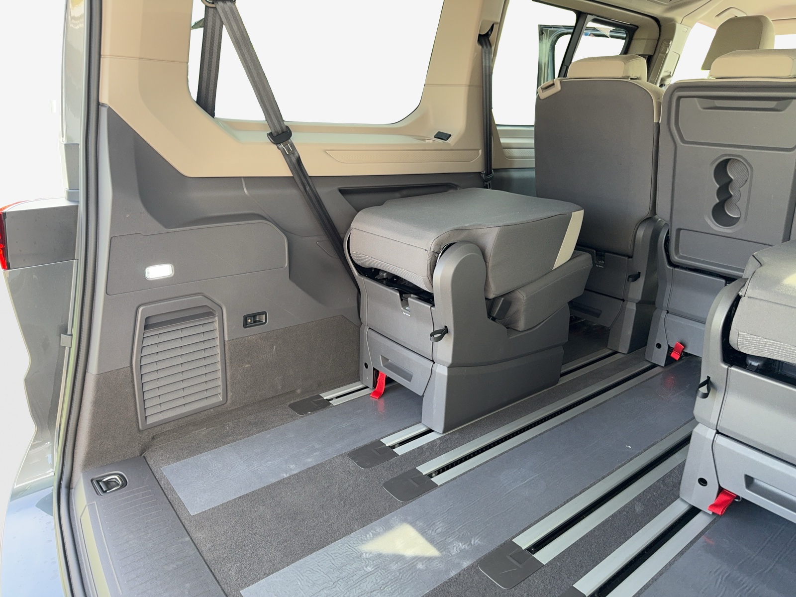 VW T7 MULTIVAN lang-image-13