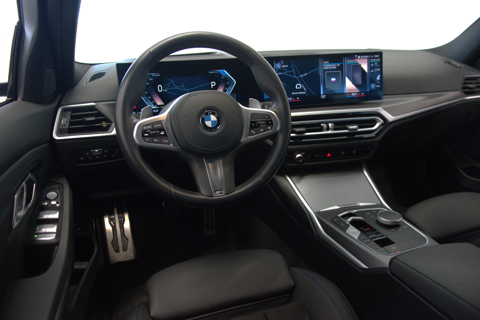 BMW 320d xDrive 48V Touring Steptronic M Sport Pro-image-11