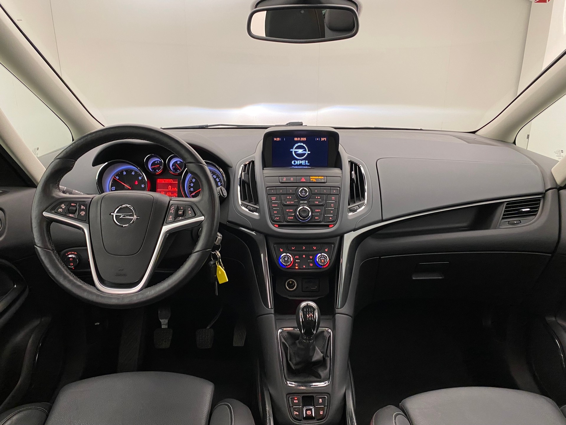 OPEL Zafira Tourer 2.0 CDTI Bi Turbo OPC-image-7