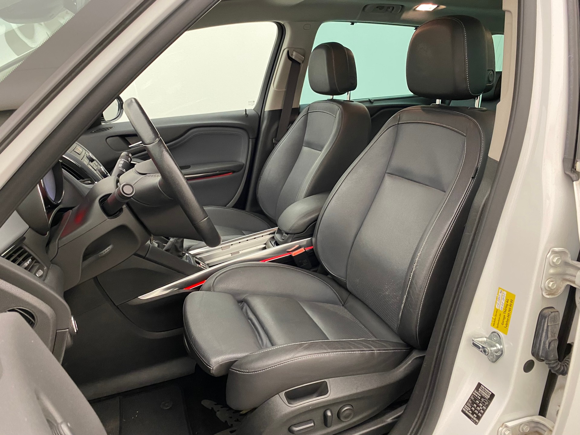 OPEL Zafira Tourer 2.0 CDTI Bi Turbo OPC-image-9