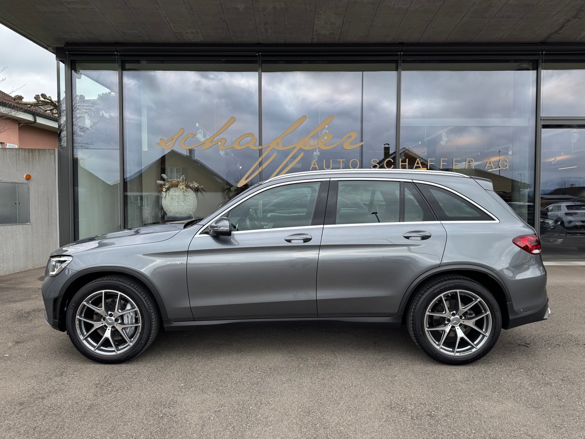 MERCEDES-BENZ GLC 43 AMG 4Matic 9G-Tronic-image-4