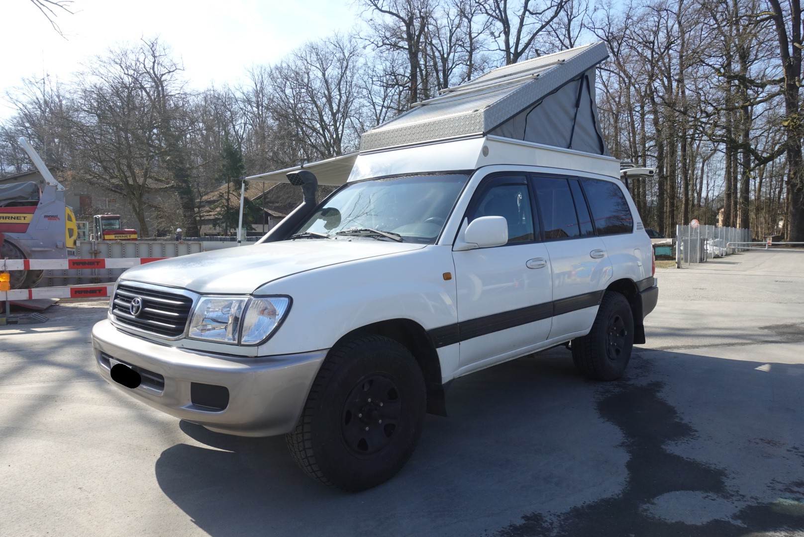 TOYOTA LAND CRUISER J100-image-3