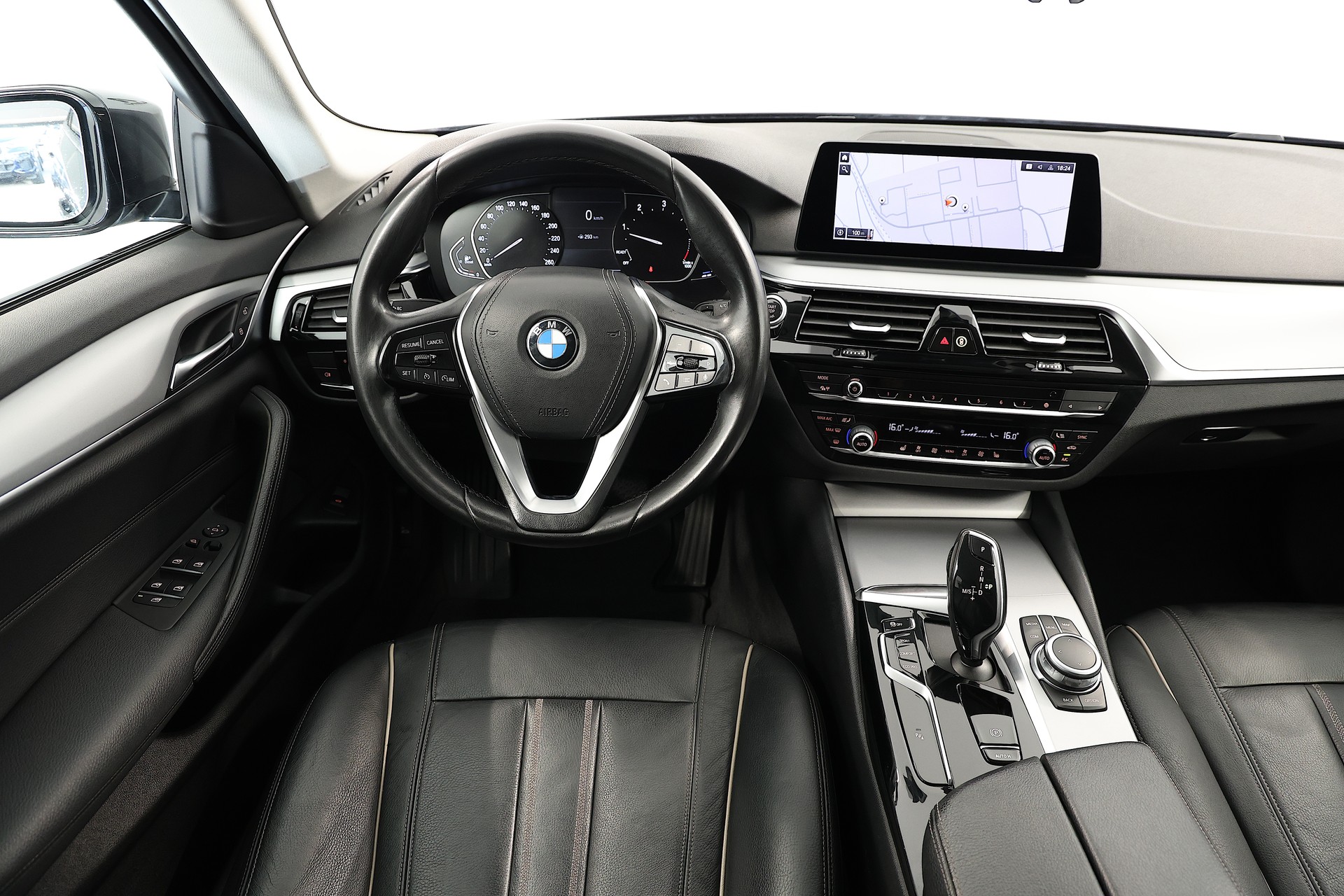 BMW 520d xDrive 48V Touring Steptronic-image-8