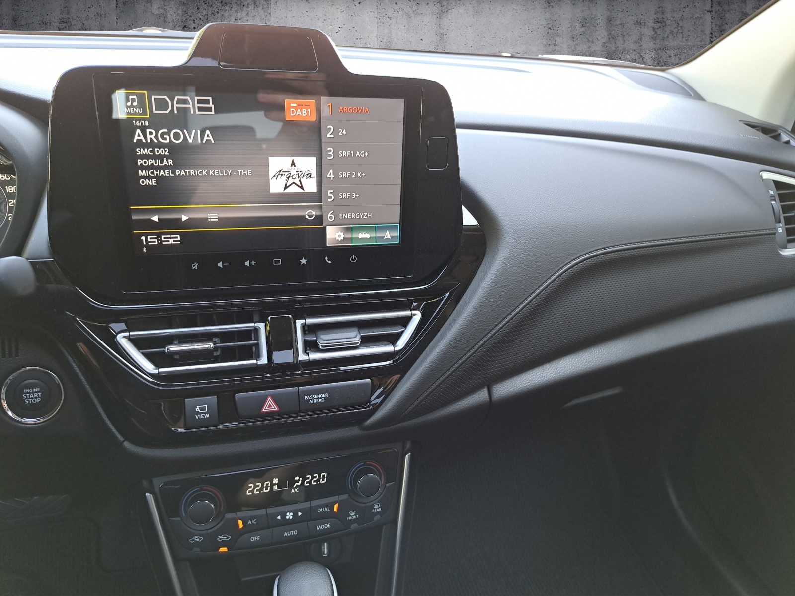 SUZUKI S-Cross 1.4 T Compact Top Hybrid-image-12