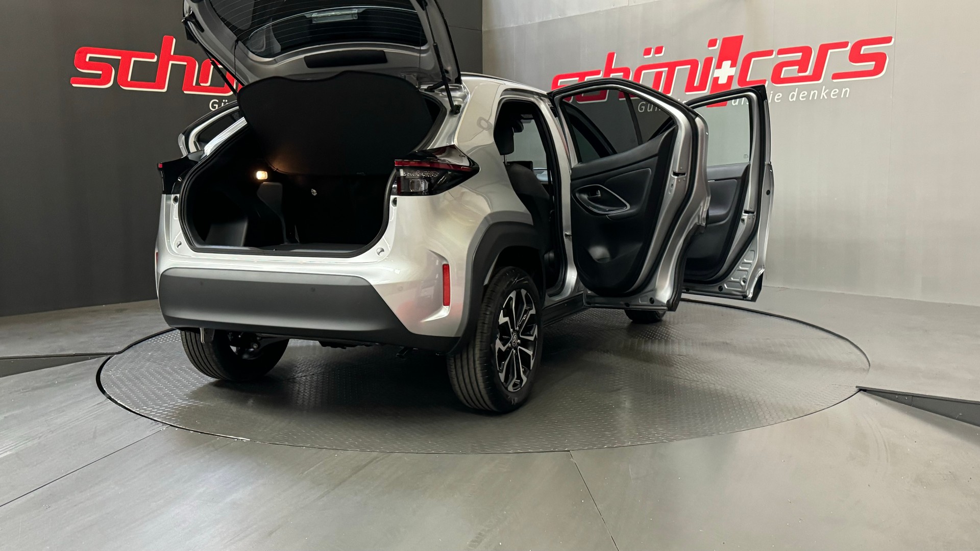 TOYOTA Yaris Cross 1.5 Trend e-CVT-image-6