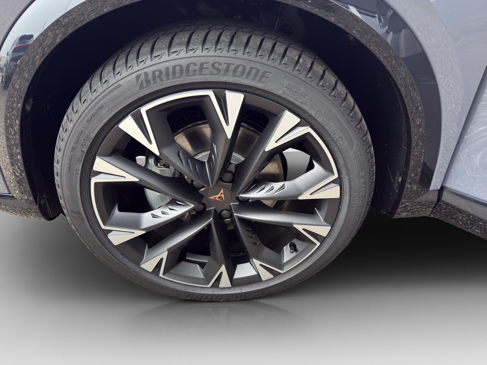 CUPRA Formentor 1.5 e-HYBRID pHEV DSG-image-13