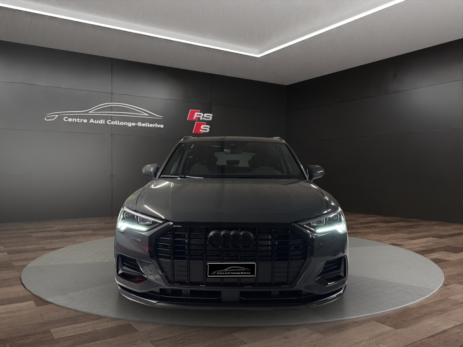AUDI Q3 35 TFSI advanced Attraction S-tronic-image-1