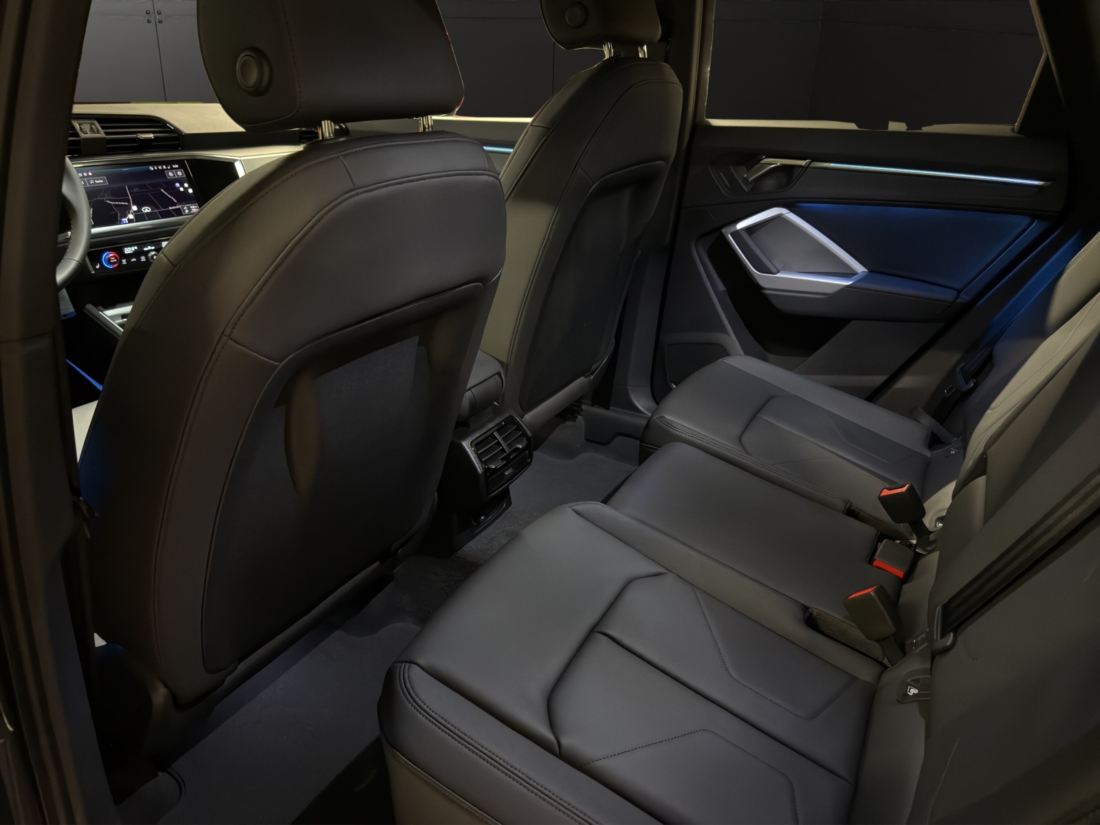 AUDI Q3 35 TFSI advanced Attraction S-tronic-image-17