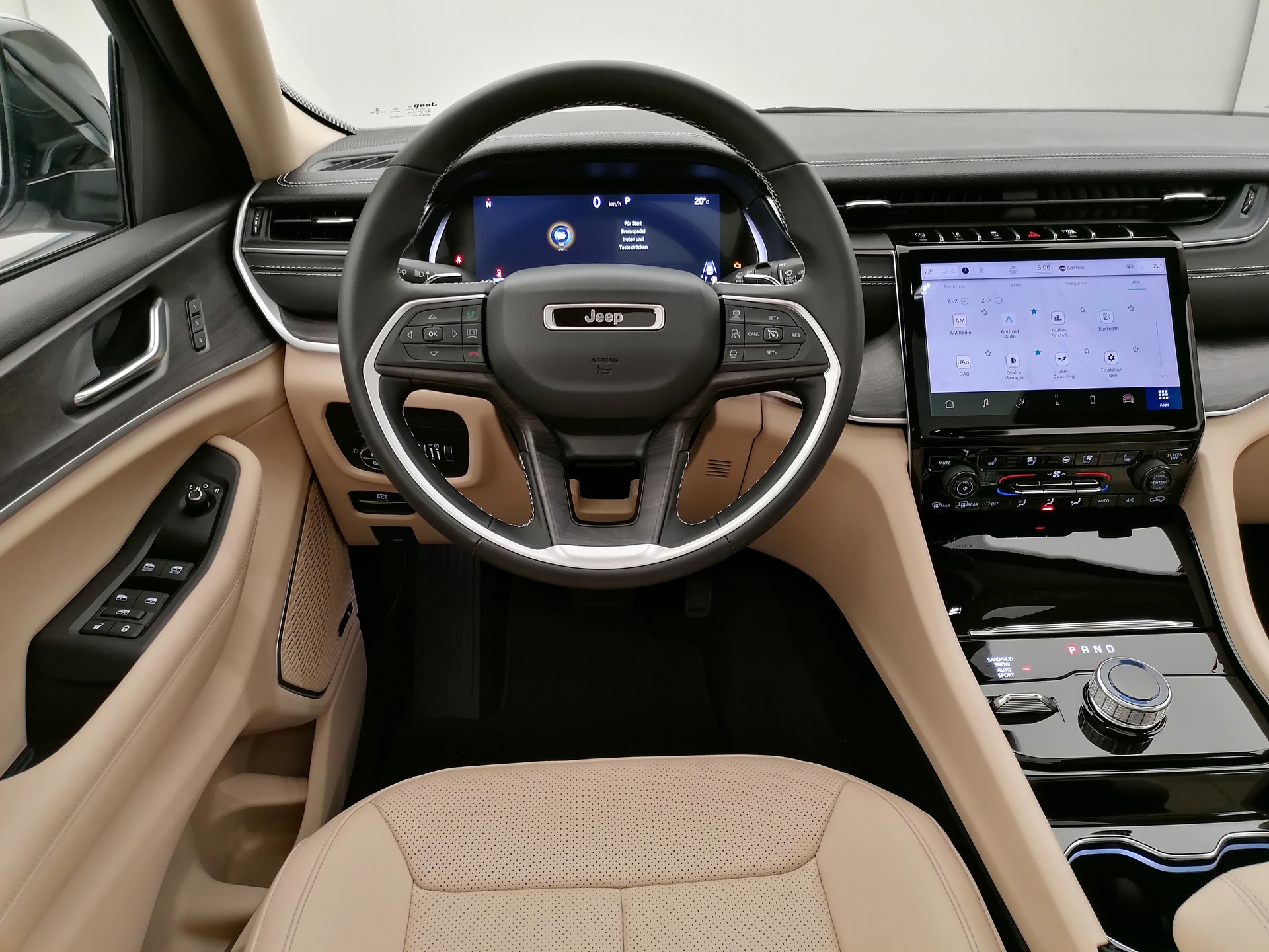 JEEP Grand Cherokee Limited L 3.6 AWD-image-8