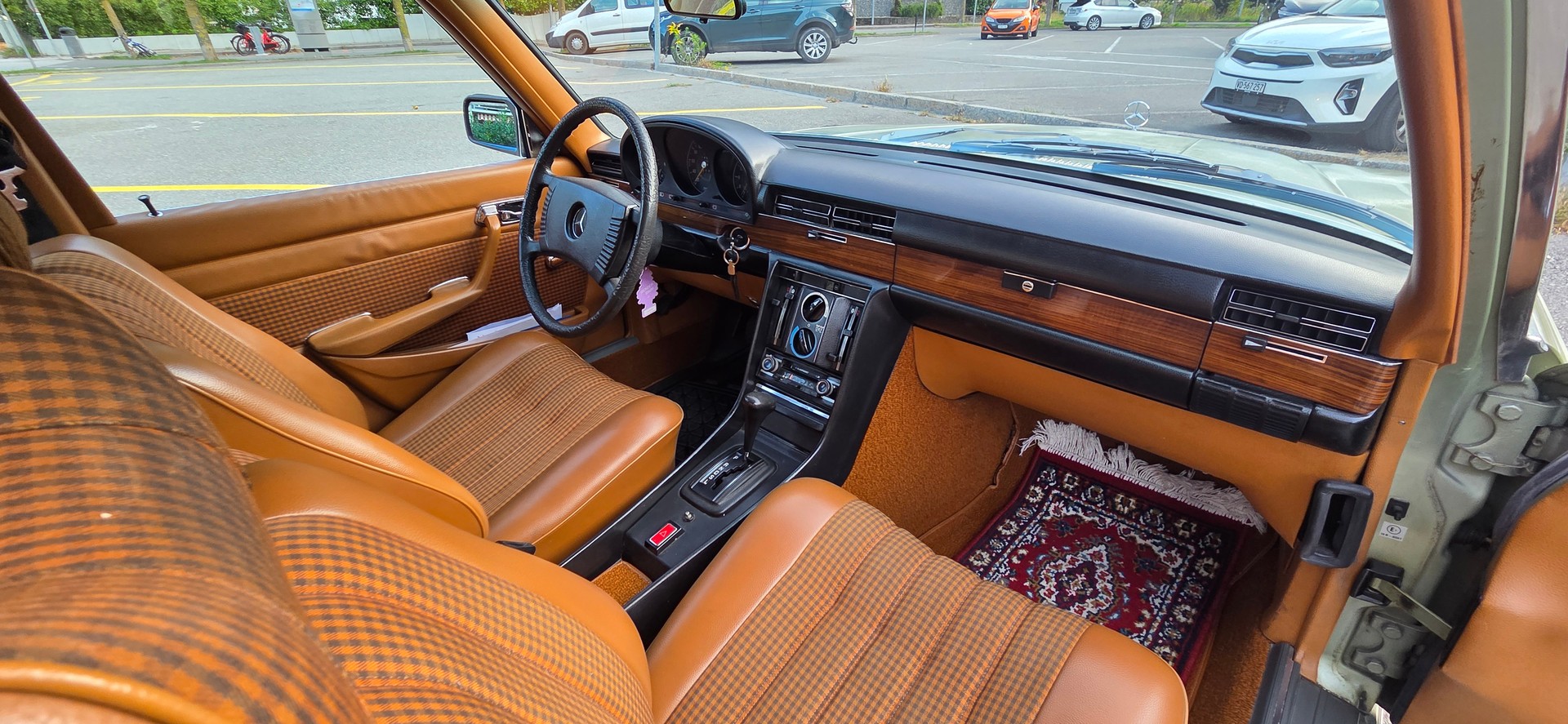 MERCEDES-BENZ 280 SE-image-6
