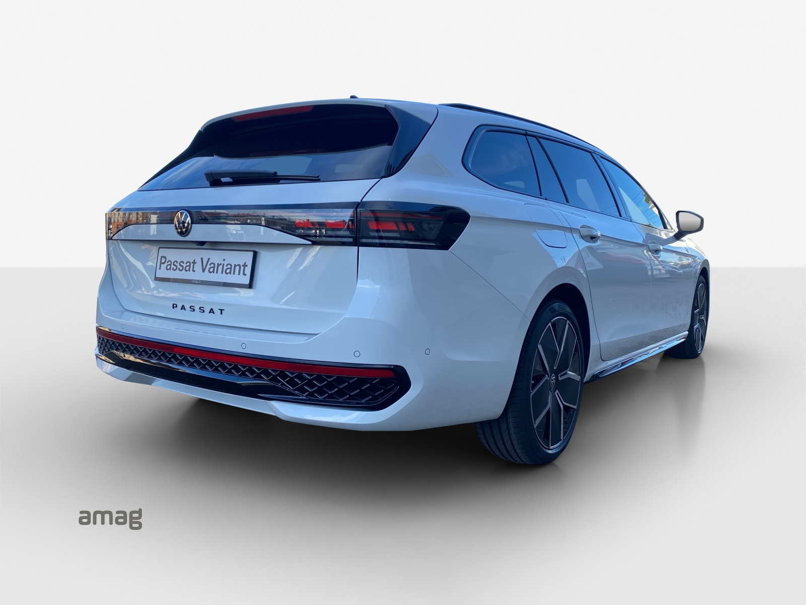 VW Passat Variant 2.0 TDI evo R-Line 4 Motion DSG-image-4