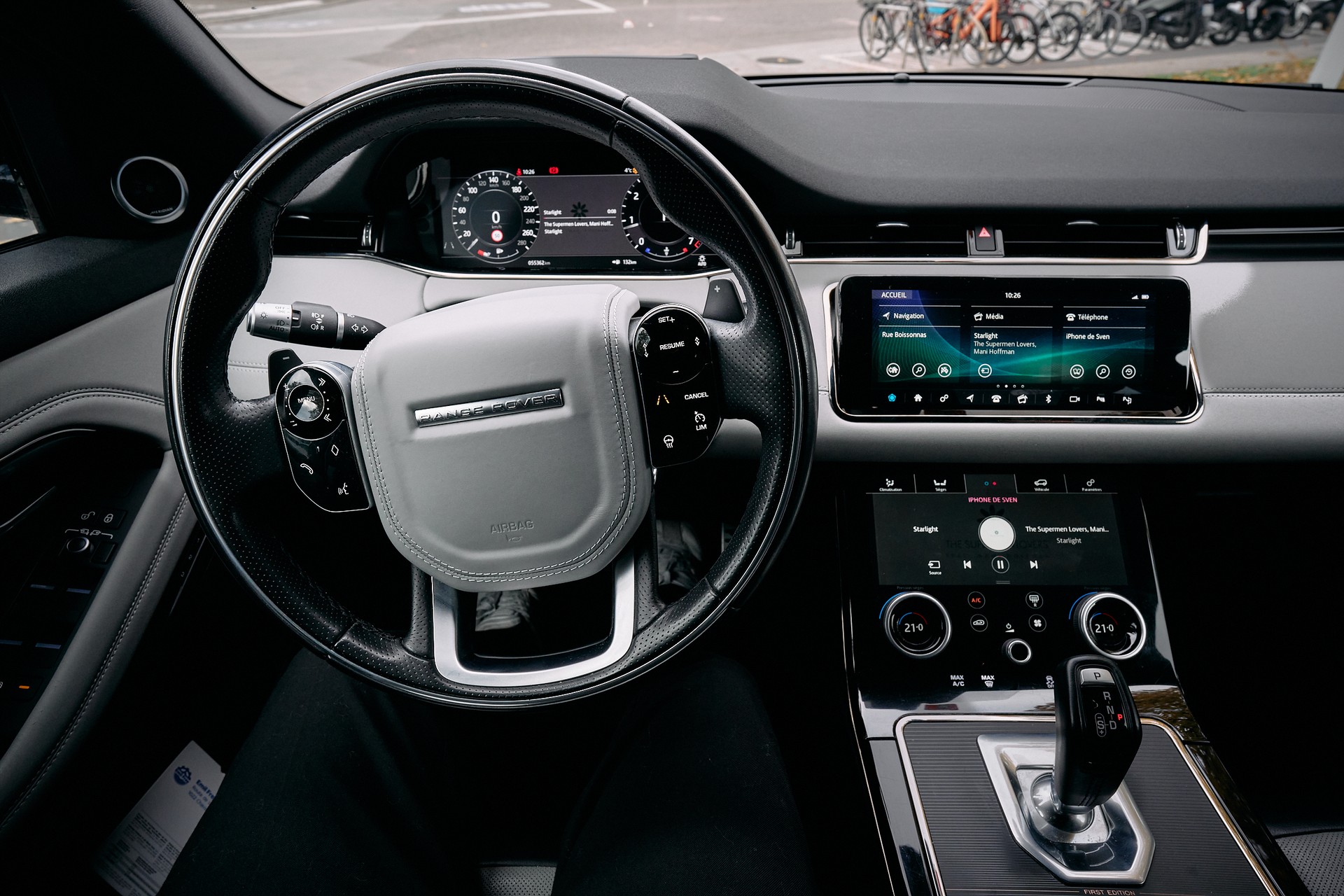 LAND ROVER Range Rover Evoque R-Dyn First Edi P 250 HSE AT9-image-7