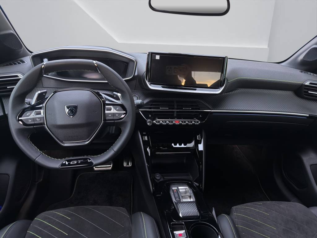 PEUGEOT 208 1.2 MHEV 145 GT-image-5