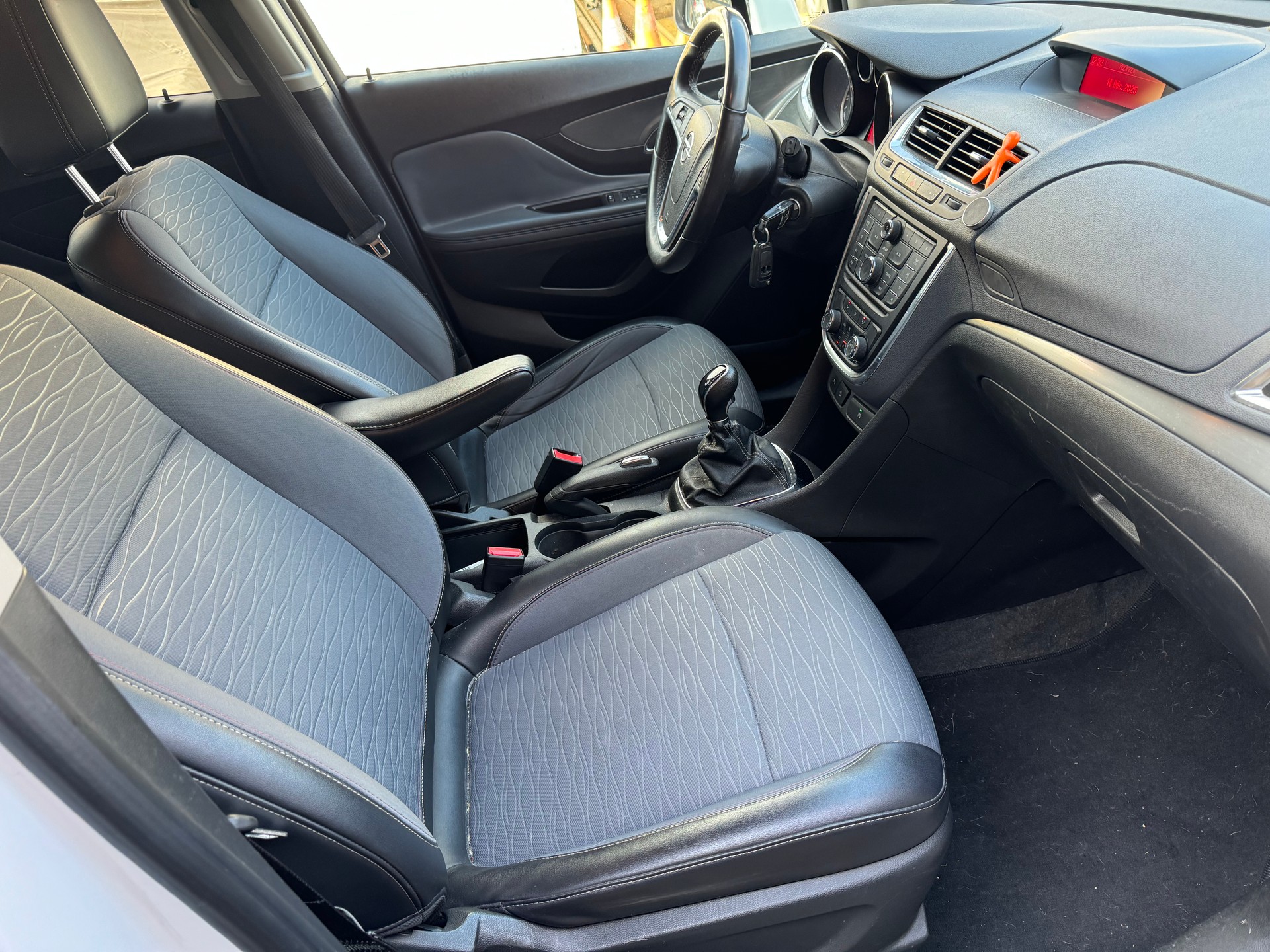 OPEL Mokka 1.4i 16V Turbo Cosmo 4WD-image-6