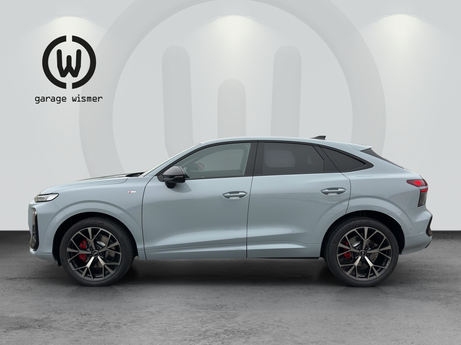 AUDI Q3 Sportback TFSI quattro 195 kW S tronic-image-1