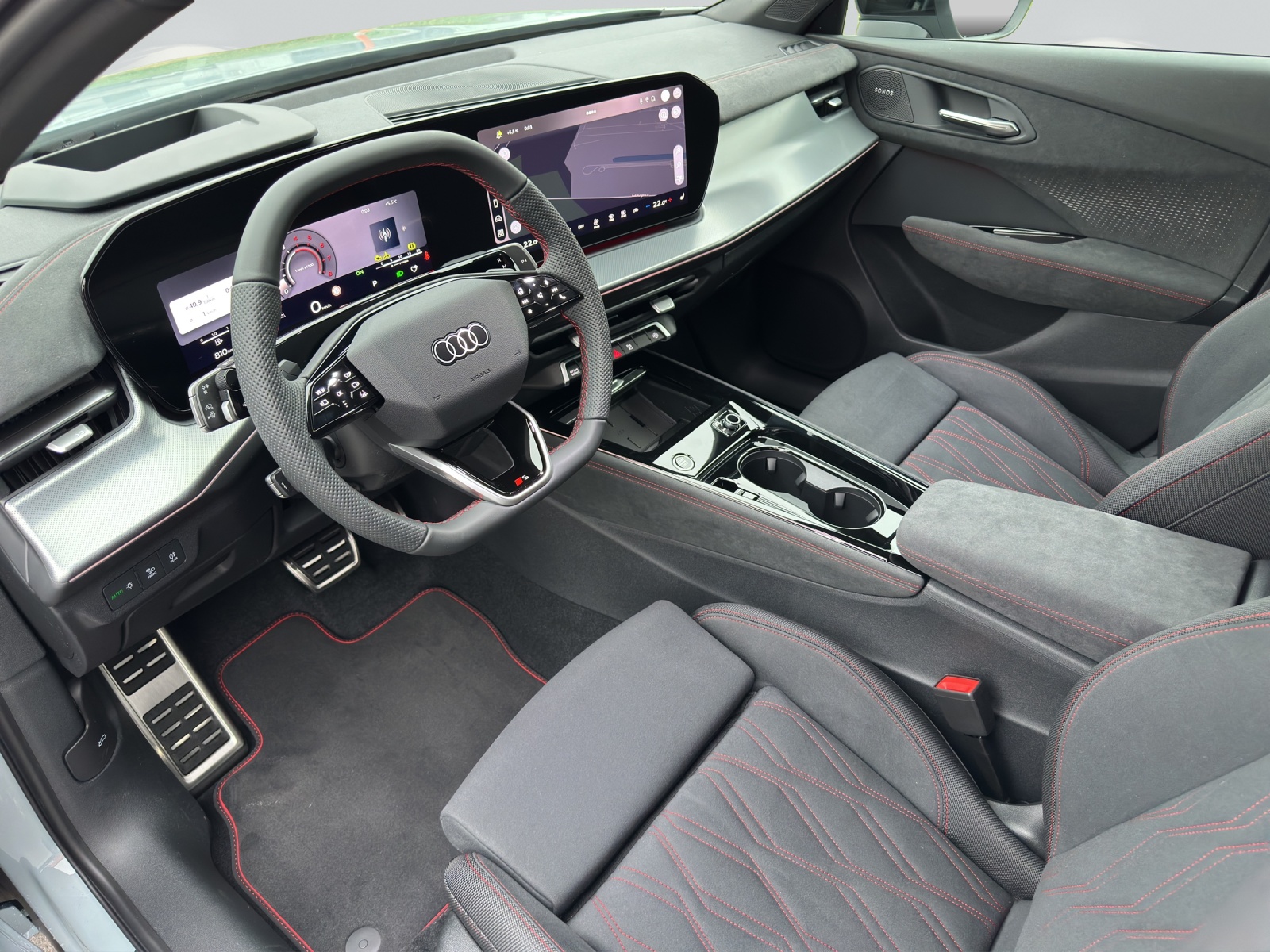AUDI Q3 Sportback TFSI quattro 195 kW S tronic-image-4