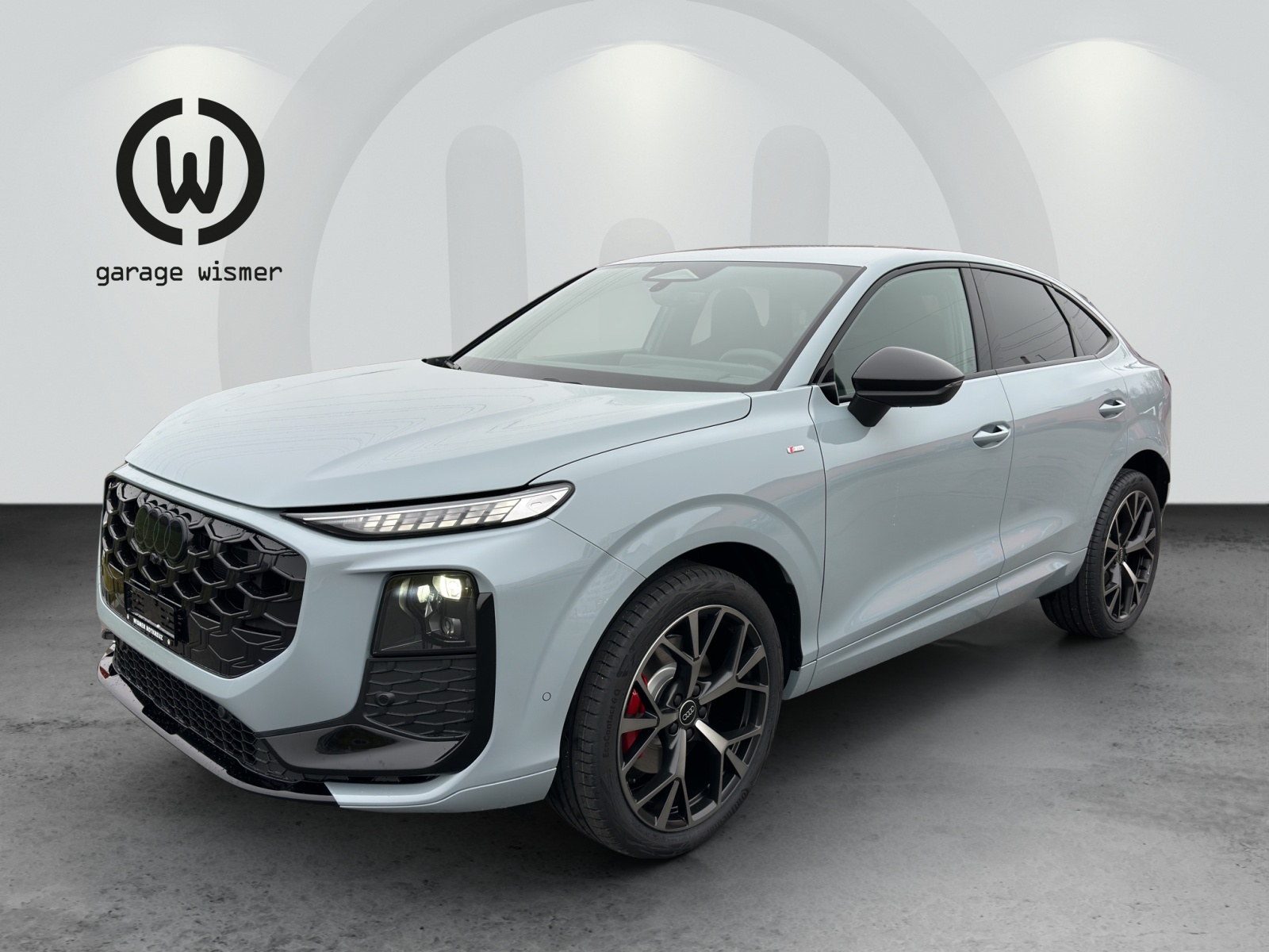 AUDI Q3 Sportback TFSI quattro 195 kW S tronic-image-0