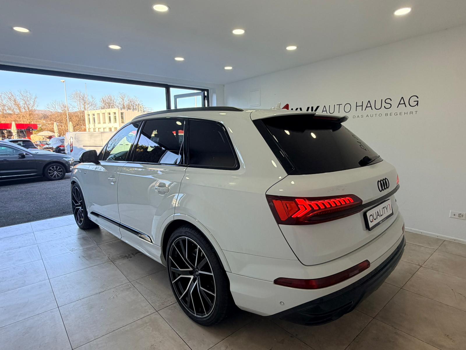 AUDI Q7 50 TDI quattro S Line tiptronic*ABT 330 PS*VOLL AUSSTATTUNG*7 Plätzer*-image-2