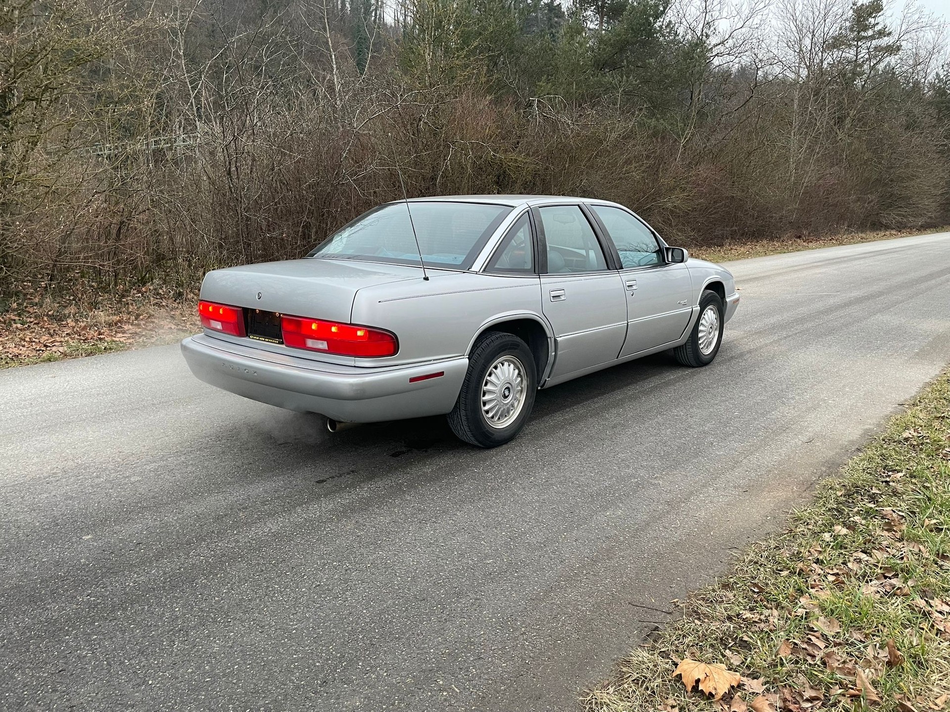 BUICK Regal 3.8 V6 Limited-image-1