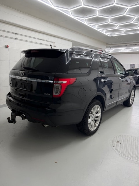 FORD EXPLORER-image-3