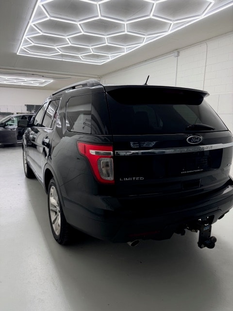 FORD EXPLORER-image-2