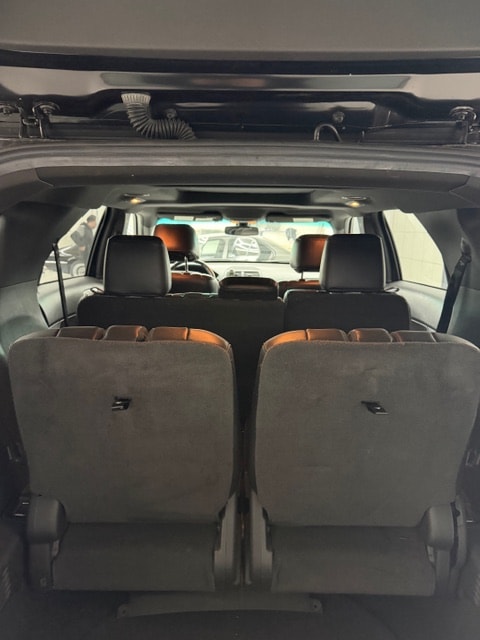 FORD EXPLORER-image-5