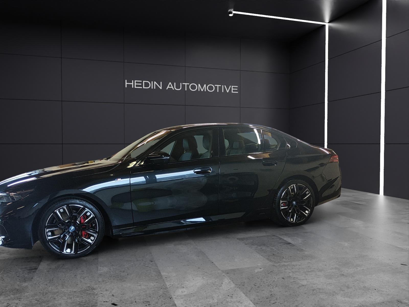 BMW i5 M60 xDrive-image-1