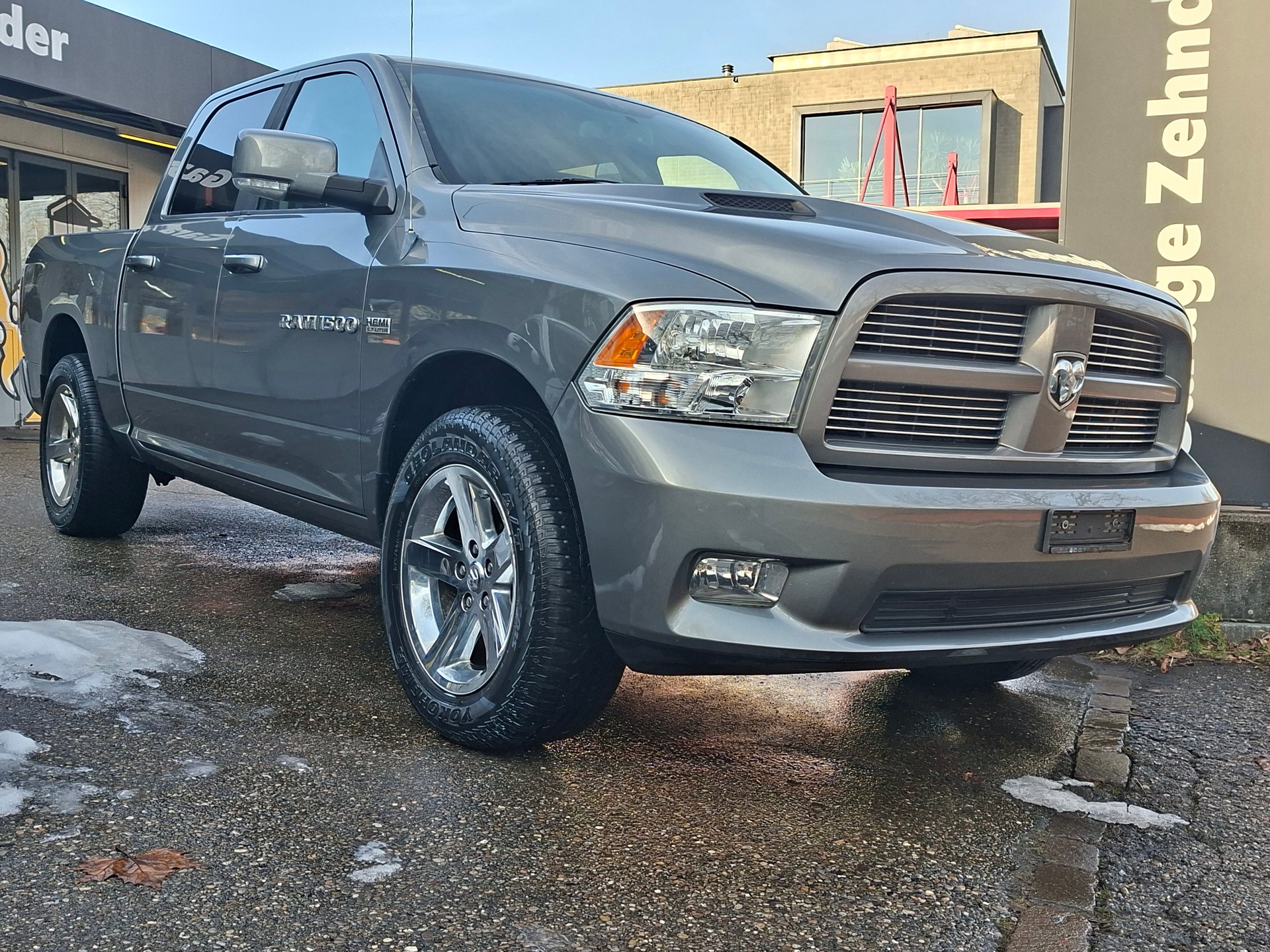 DODGE 1500 HEMI 5700-showroom-element-1