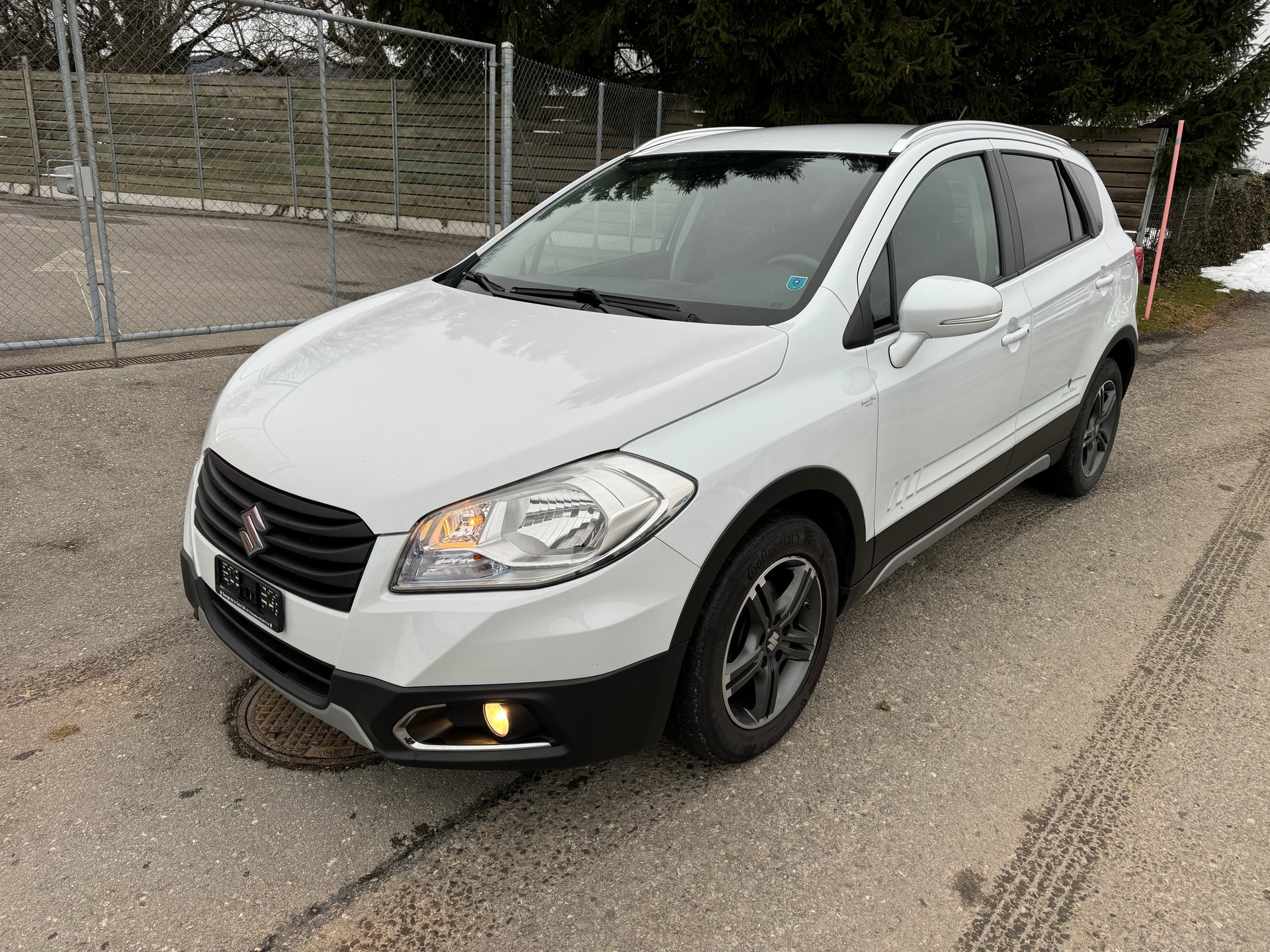 SUZUKI SX4 S-Cross 1.6 TD Sergio Cellano 4WD-image-0
