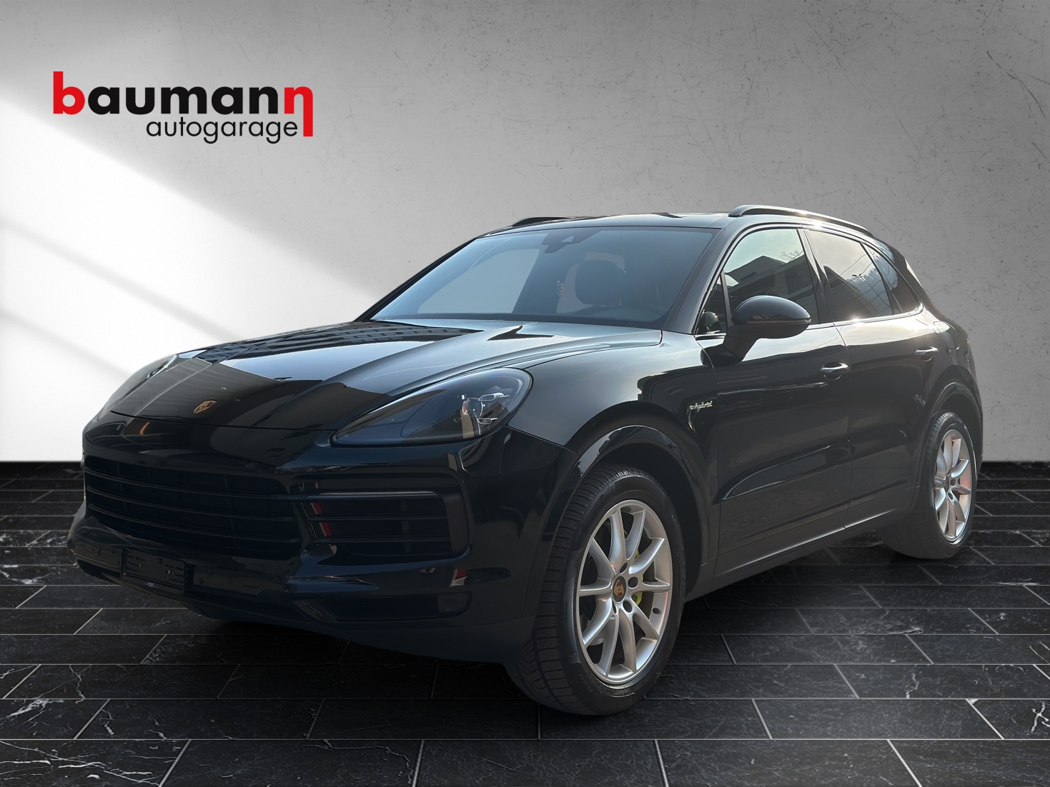 PORSCHE Cayenne E-Hybrid Platinum Edition-image-0
