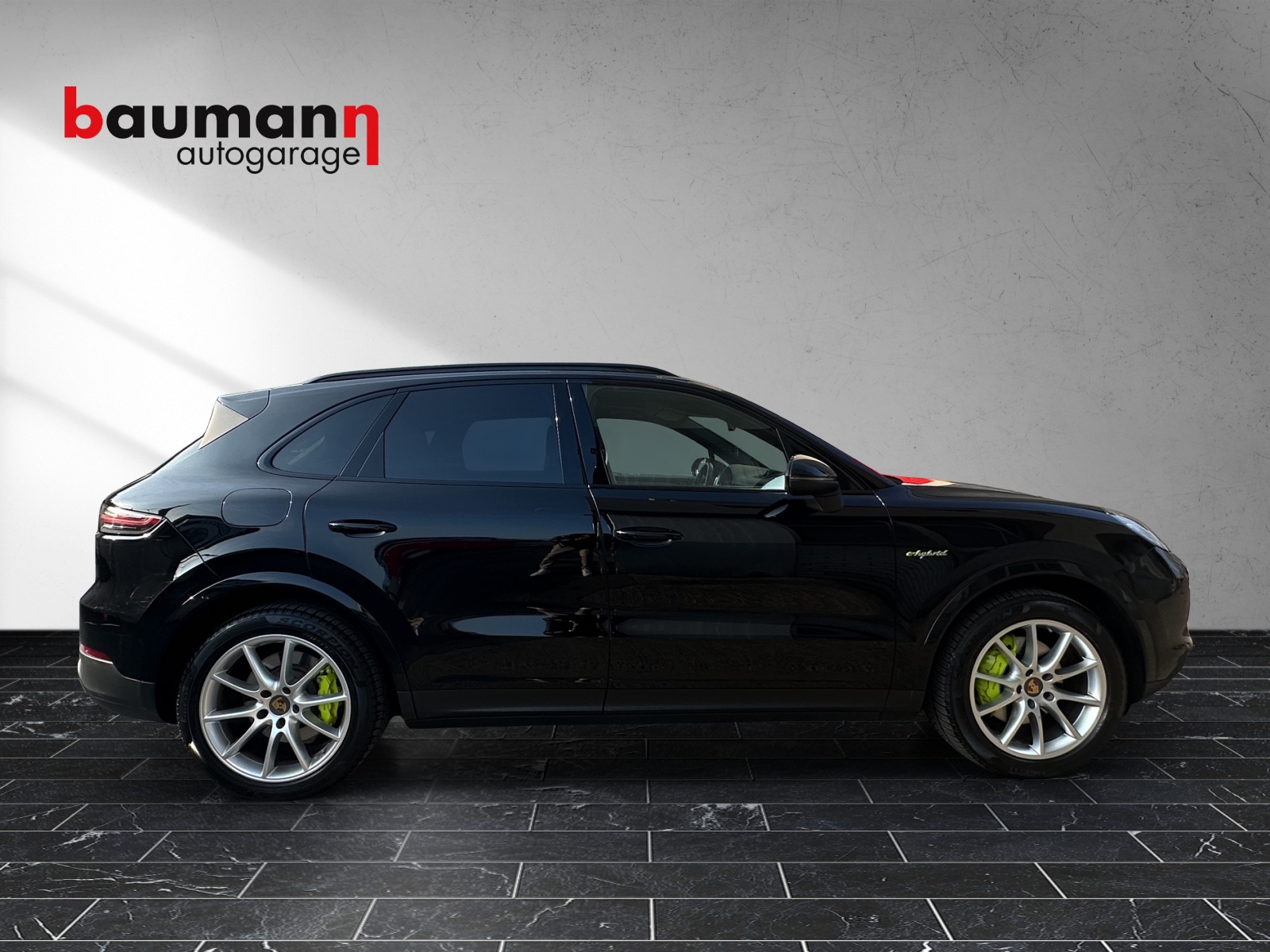 PORSCHE Cayenne E-Hybrid Platinum Edition-image-4