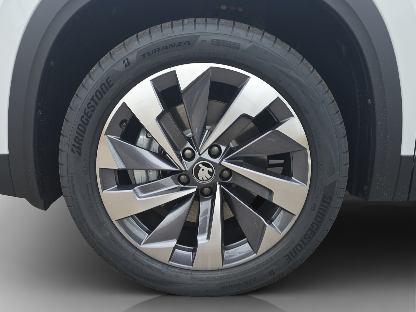 SKODA Kodiaq 1.5 TSI PHEV Selection-image-13