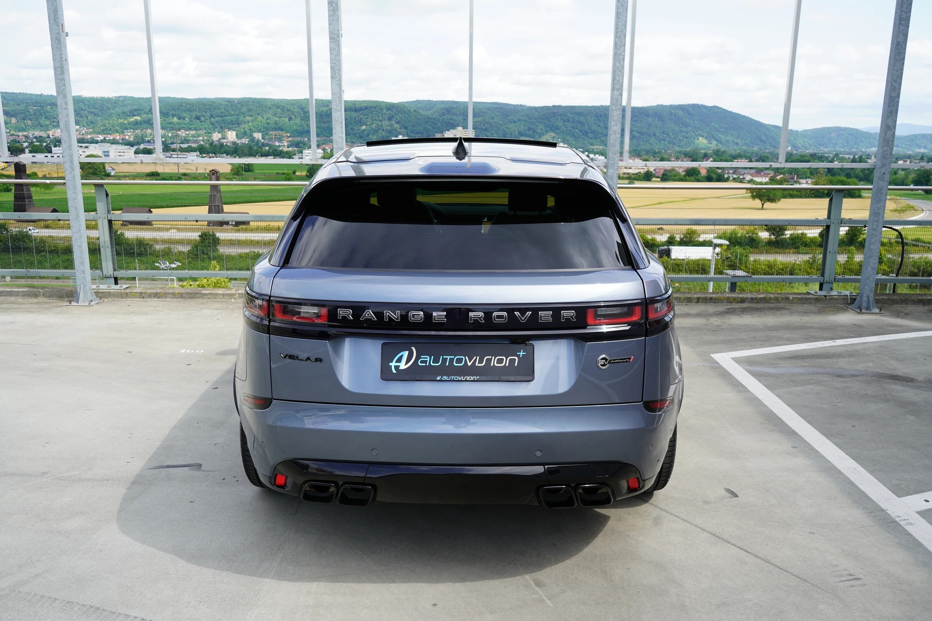 LAND ROVER RANGE ROVER VELAR SV AUTOBIOGRAPHY DYNAMIC EDITION BLACK AUTOMATIC l 550 PS-image-14