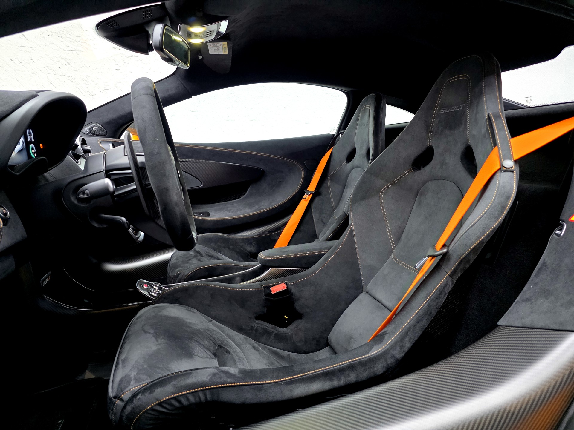McLAREN 600LT Coupé 3.8 V8 SSG-image-17