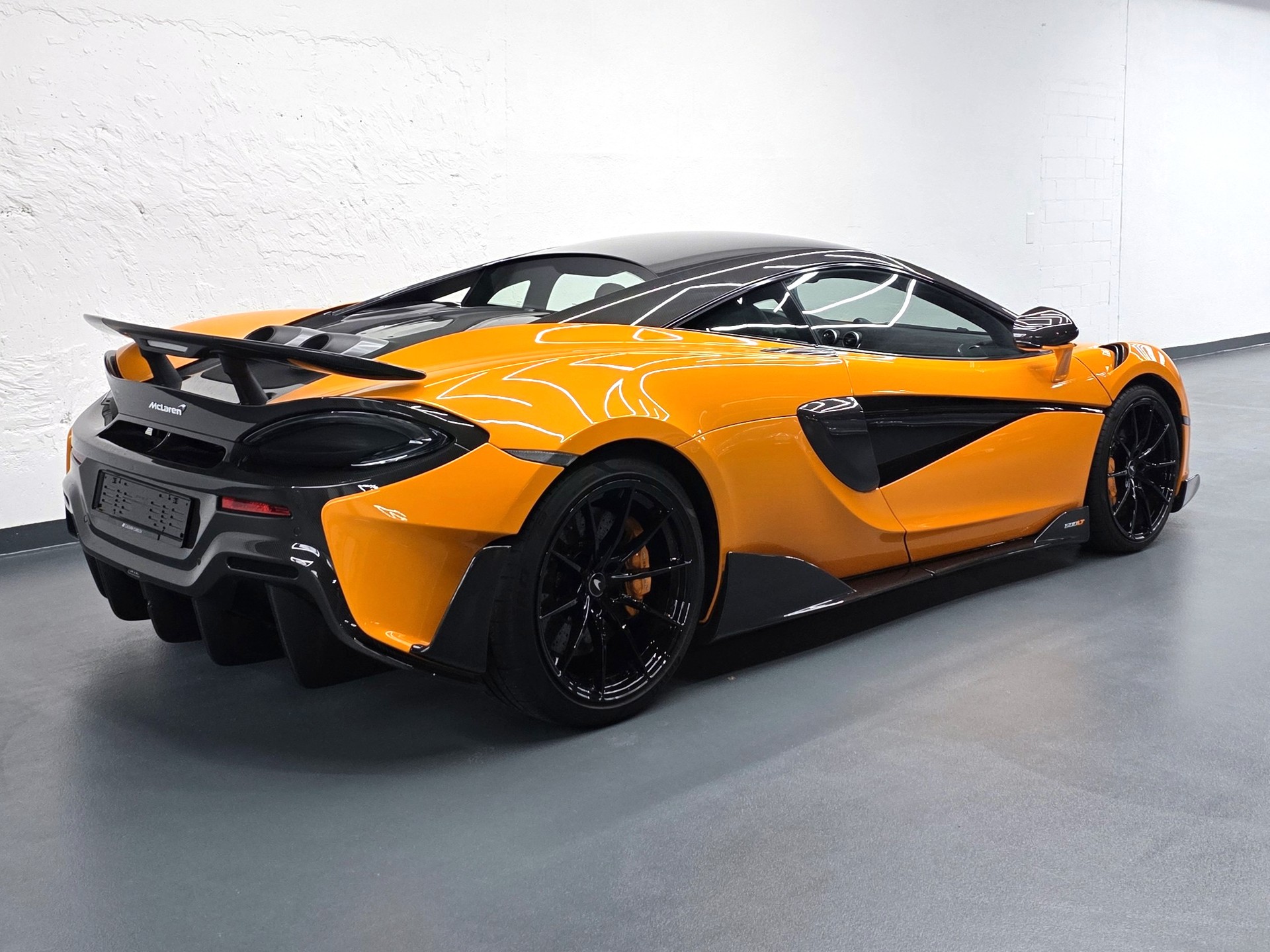 McLAREN 600LT Coupé 3.8 V8 SSG-showroom-element-2