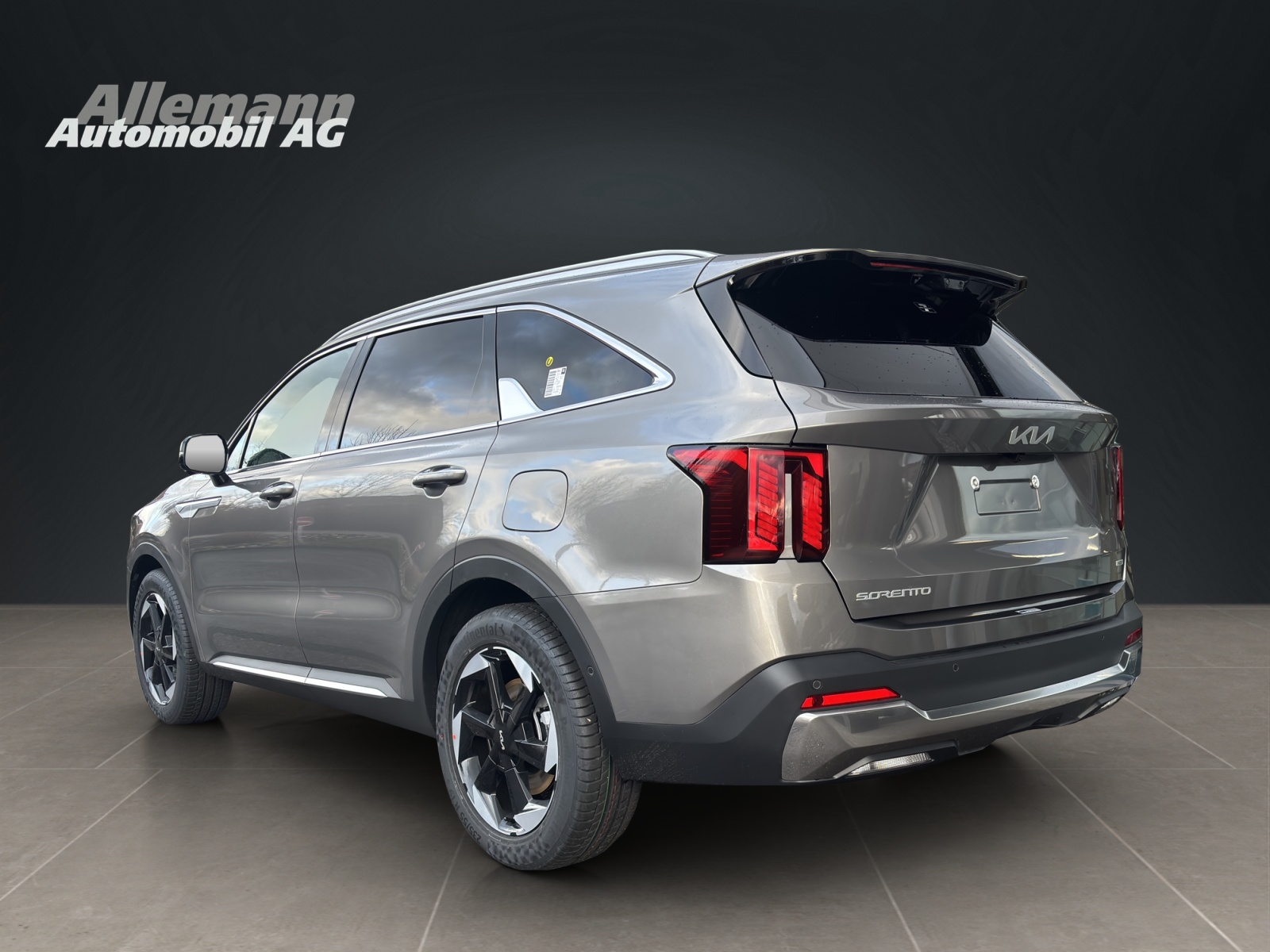 KIA Sorento 1.6 T-GDi Hybrid Style 7P-image-3