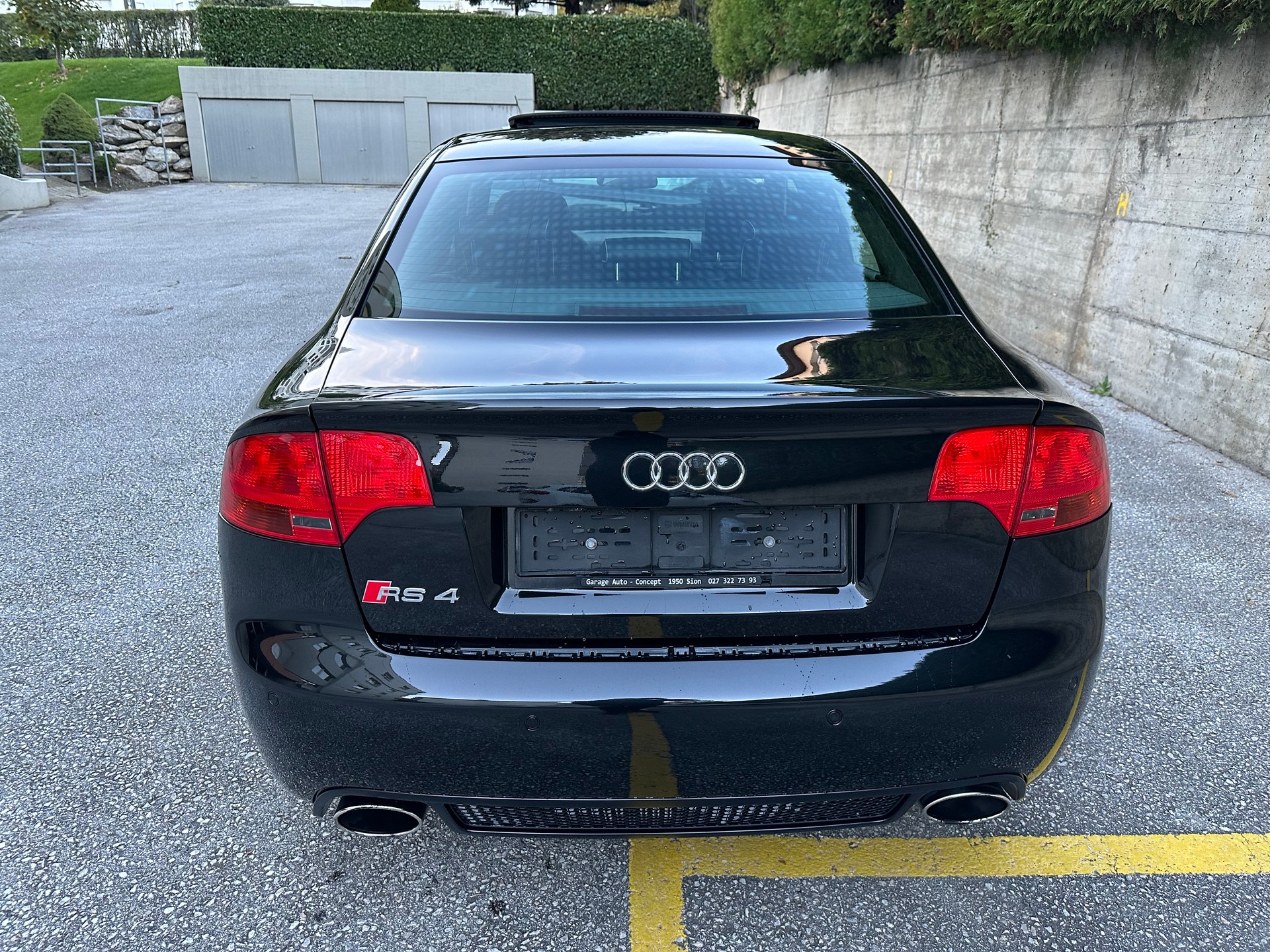 AUDI RS4 Limousine 4.2 V8 quattro-image-5