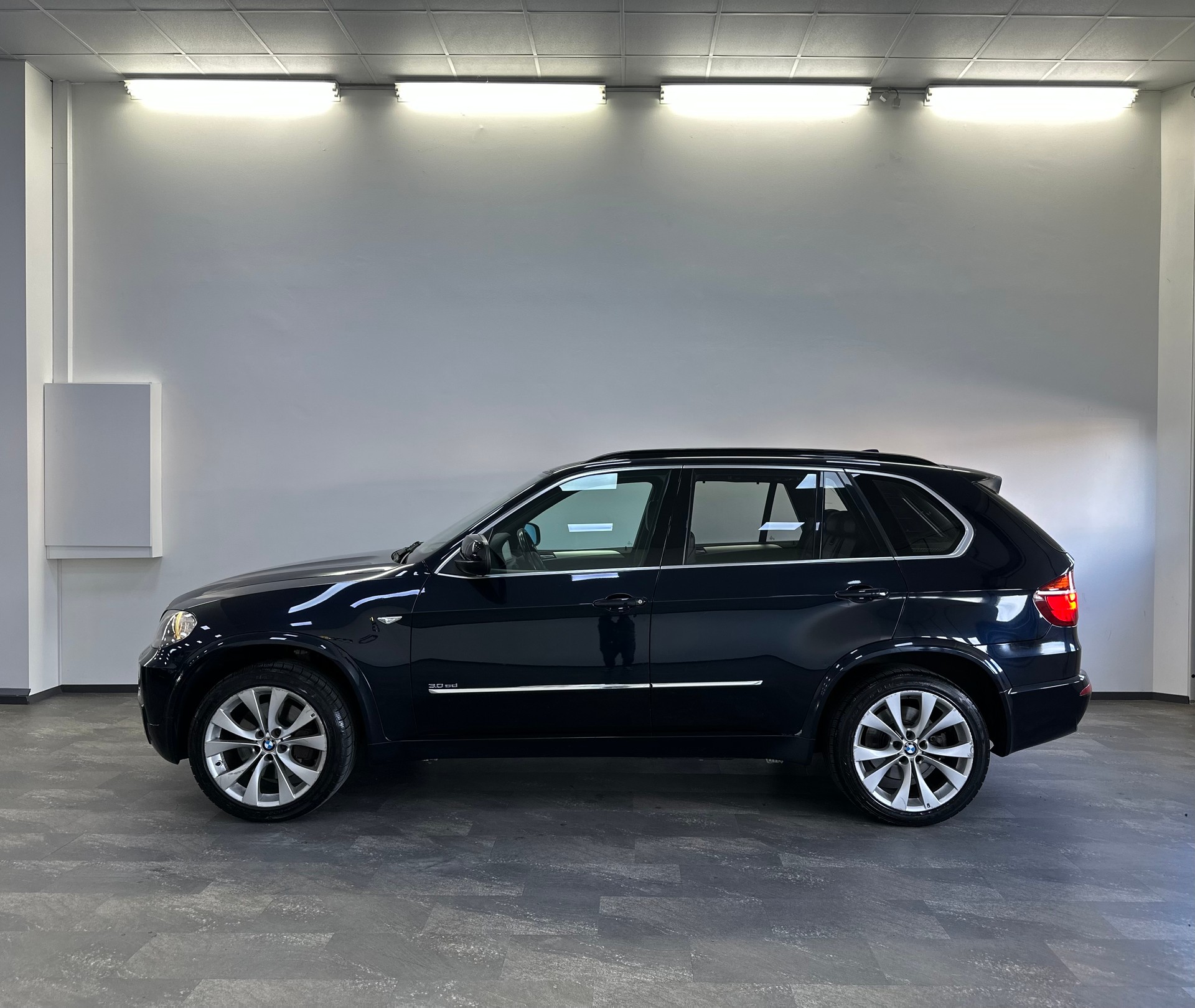BMW X5 xDrive 35d (3.0sd) Steptronic-image-1