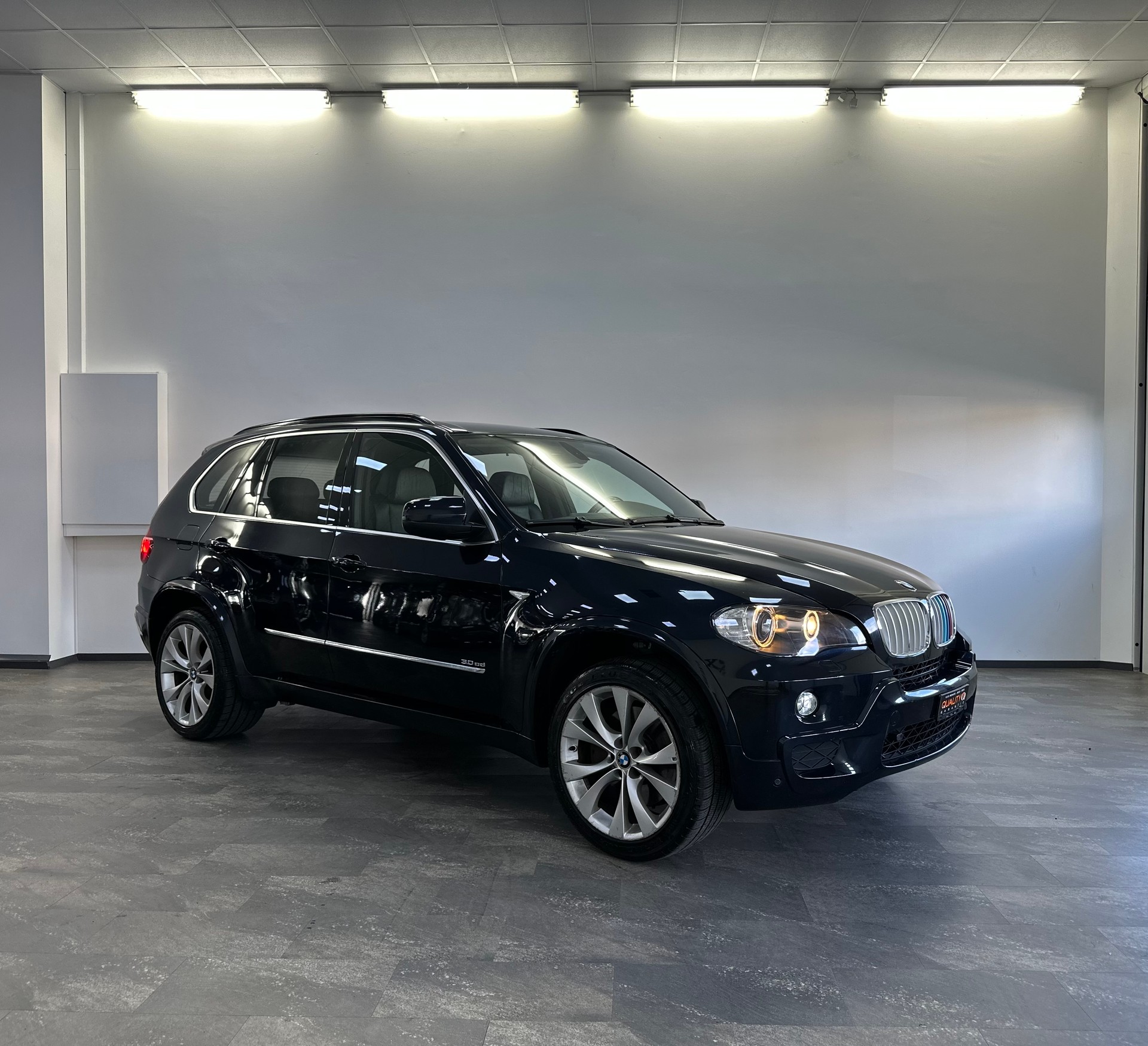 BMW X5 xDrive 35d (3.0sd) Steptronic-image-4