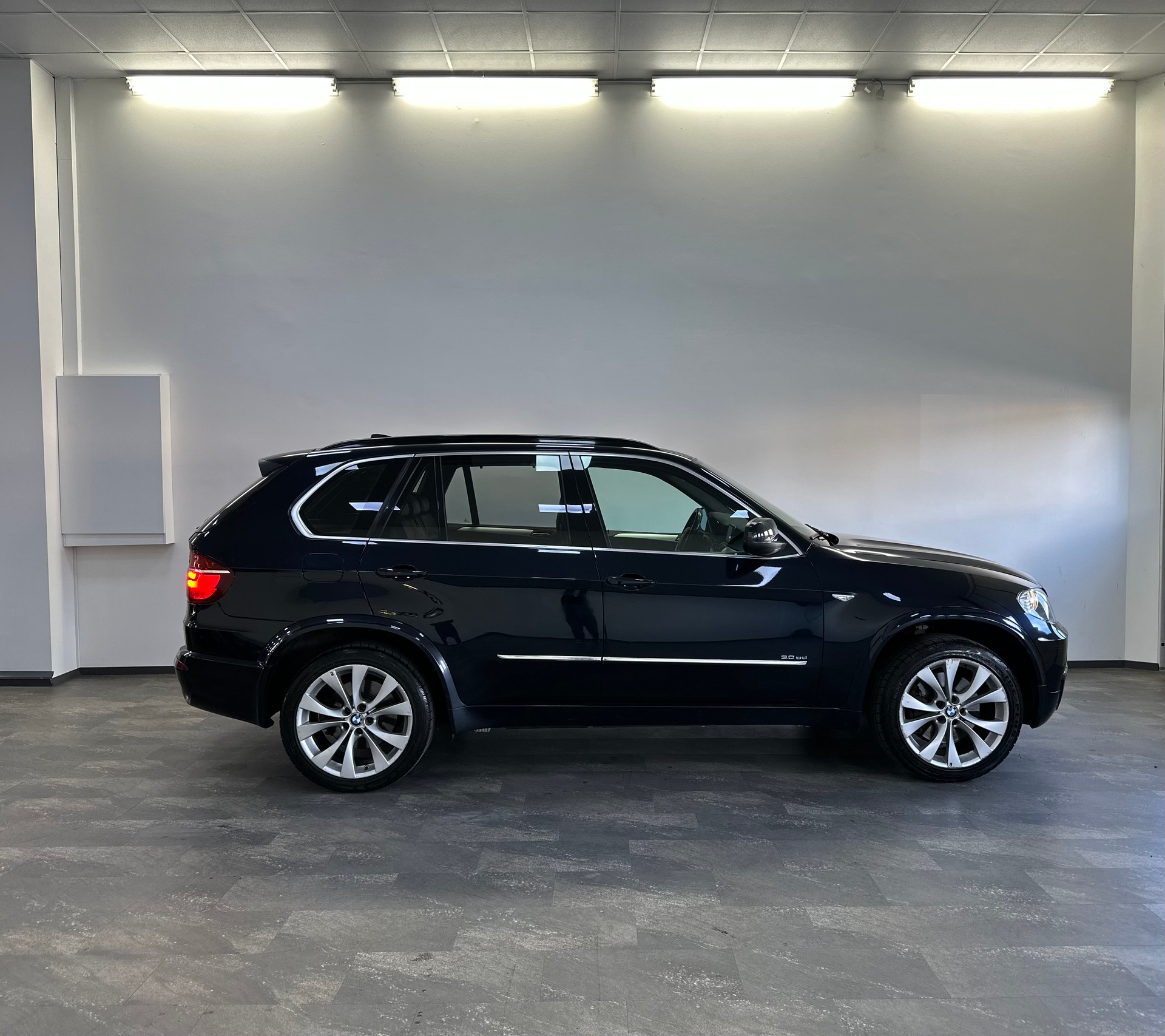 BMW X5 xDrive 35d (3.0sd) Steptronic-image-5