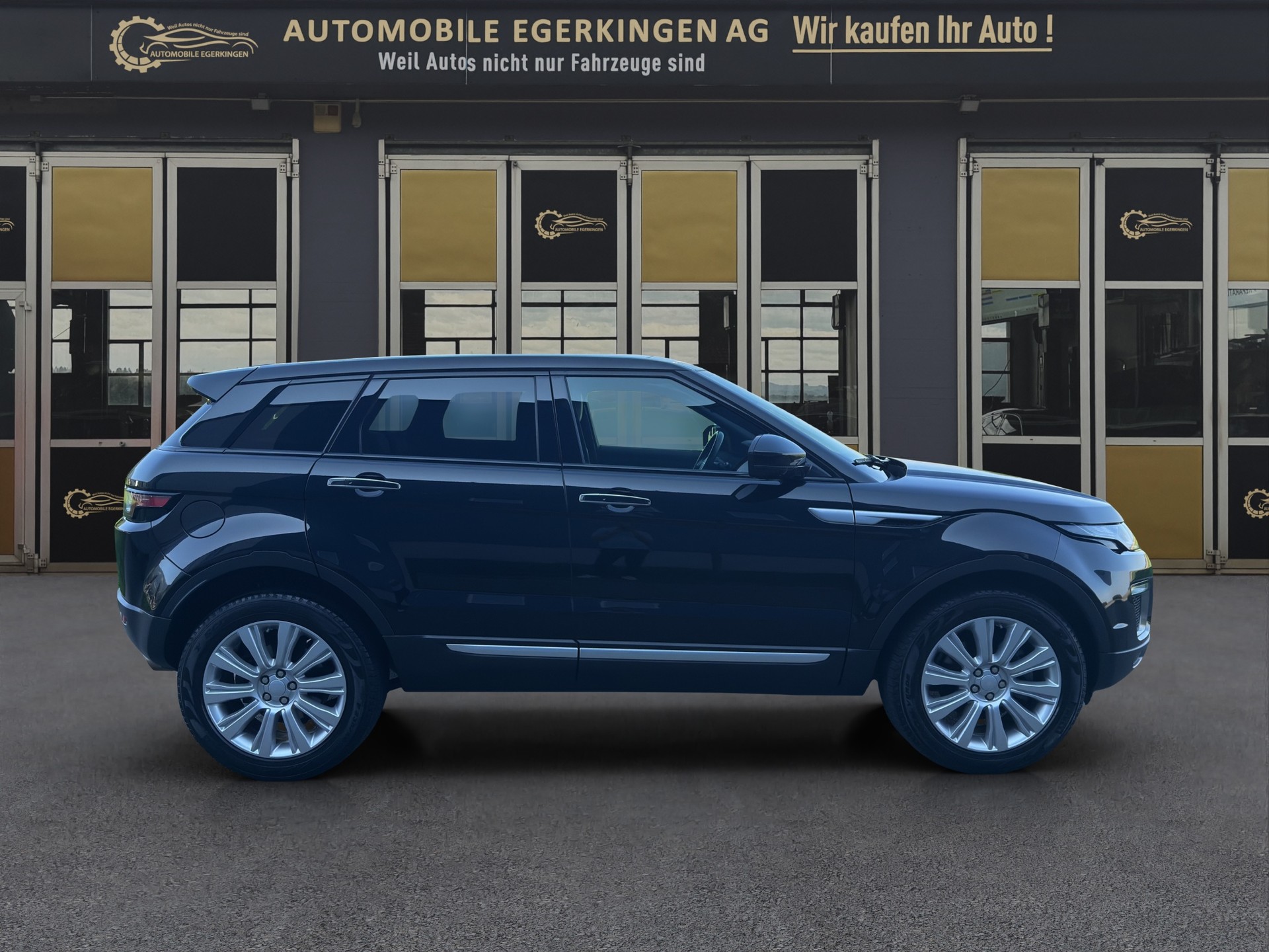 LAND ROVER Range Rover Evoque 2.0 Si4 HSE Dynamic AT9-image-3