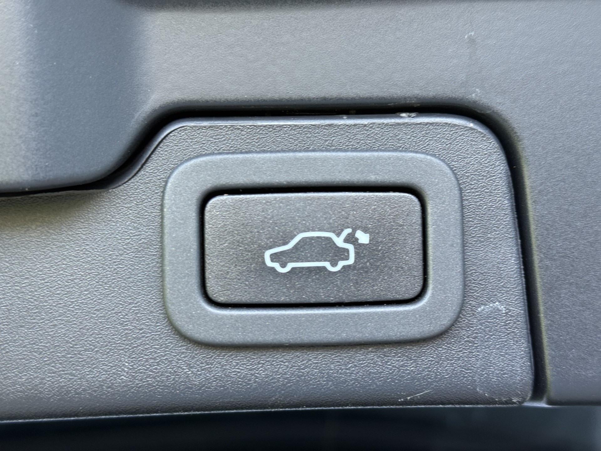 LAND ROVER Range Rover Evoque 2.0 Si4 HSE Dynamic AT9-image-18