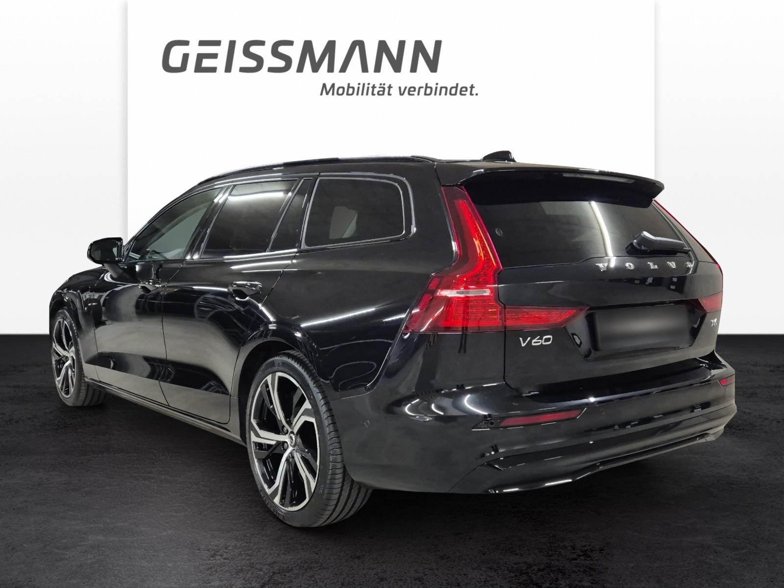 VOLVO V60 2.0 T6 TE Plus Dark eAWD-image-7