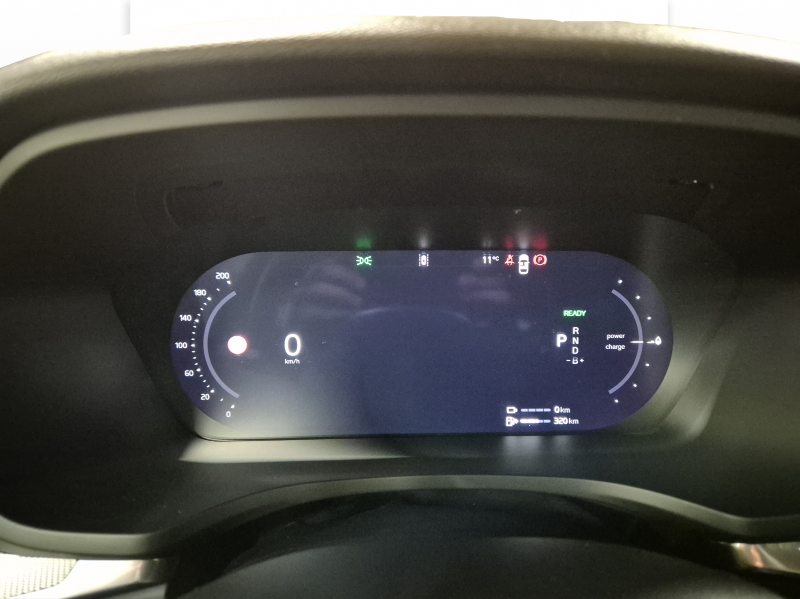 VOLVO V60 2.0 T6 TE Plus Dark eAWD-image-12