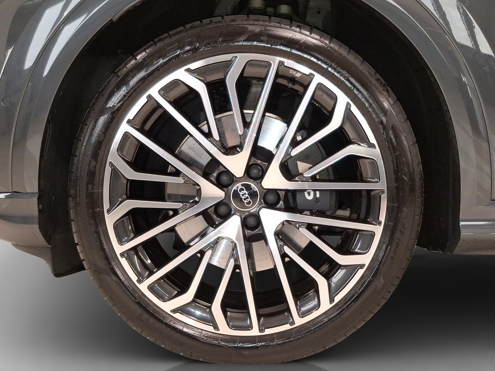 AUDI SQ5 TFSI quattro S-tronic-image-13