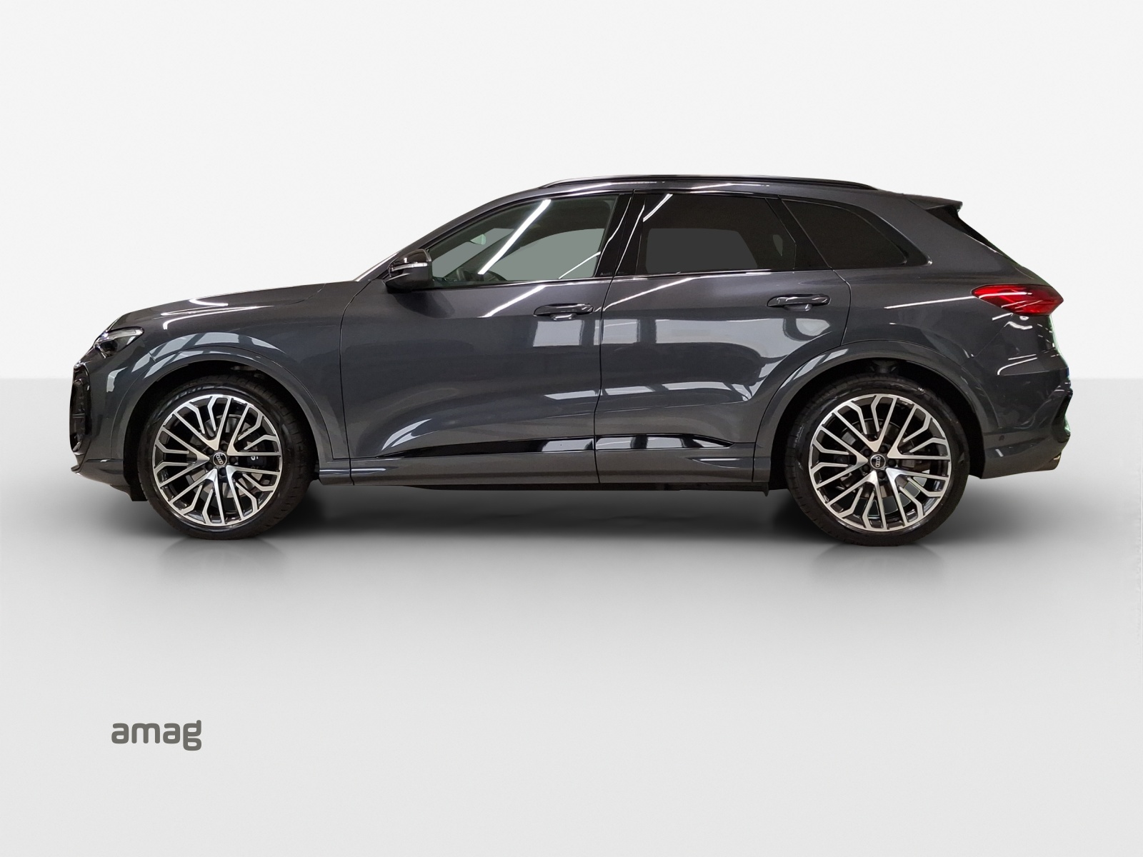AUDI SQ5 TFSI quattro S-tronic-image-1