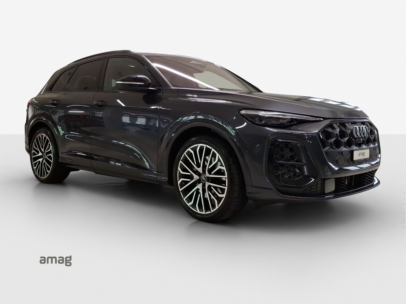 AUDI SQ5 TFSI quattro S-tronic-image-5